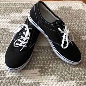 Black and white canvas vans
